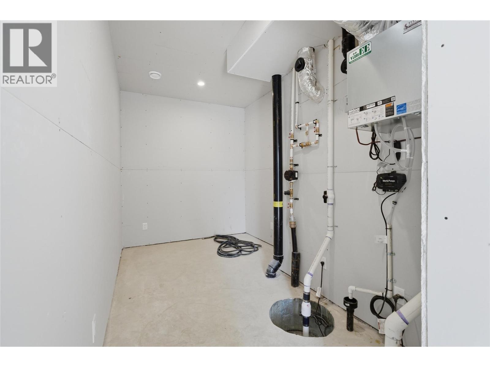 2245 Coldwater Drive - 51