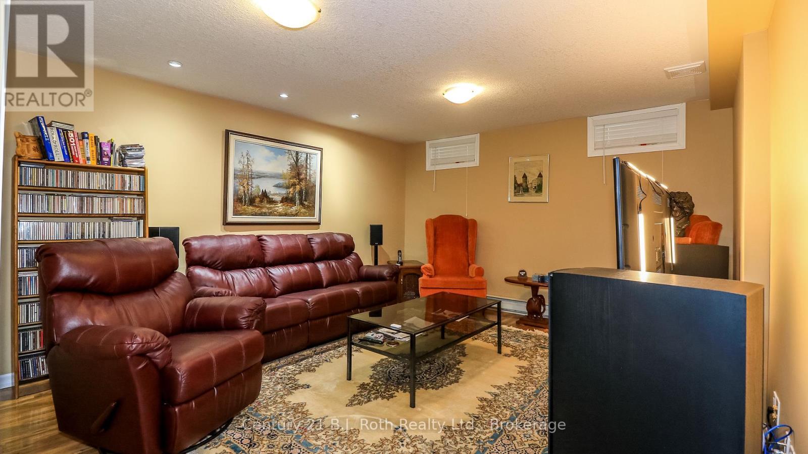 3332 GRAYSHOTT DRIVE - Image 17