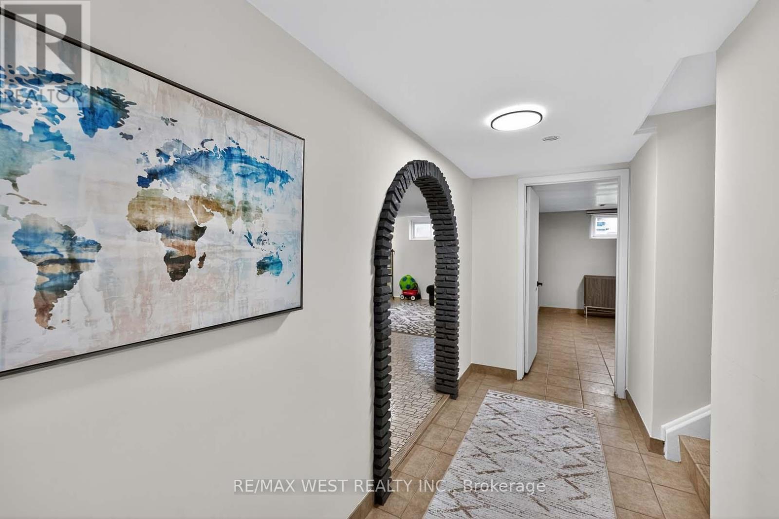 43 ST GEORGES BOULEVARD - 35