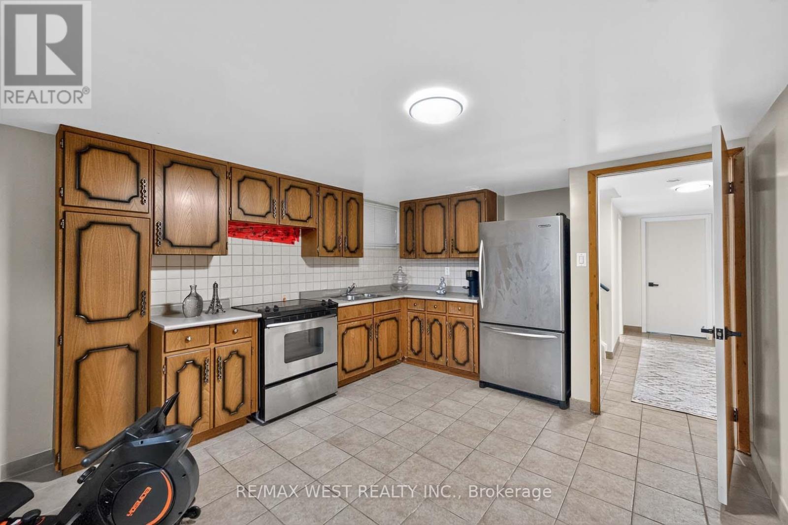43 ST GEORGES BOULEVARD - 41
