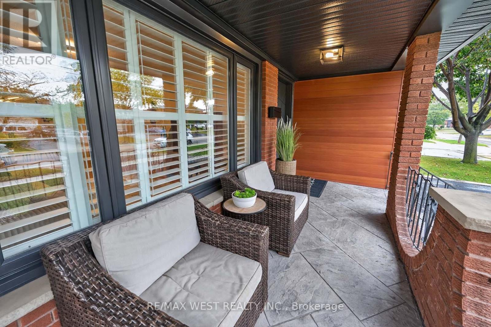43 ST GEORGES BOULEVARD - 8