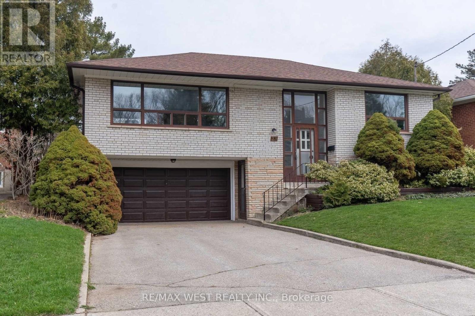 29 FULWELL CRESCENT - 1