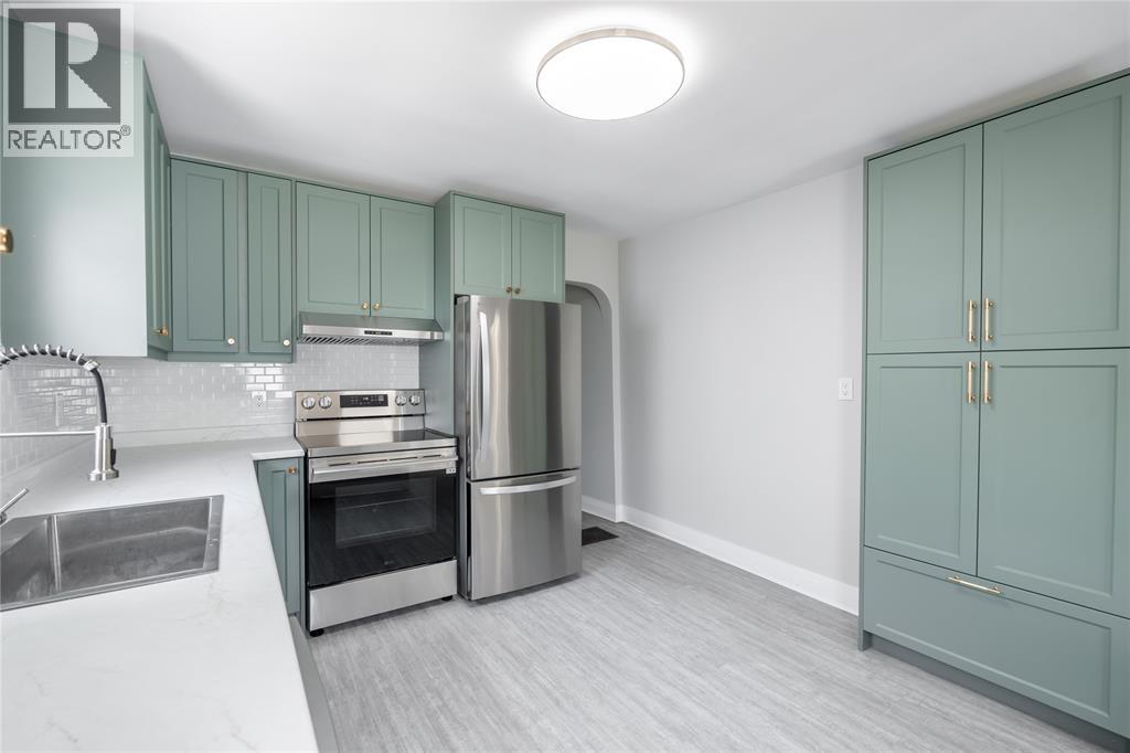 249 Vidal STREET South - 11