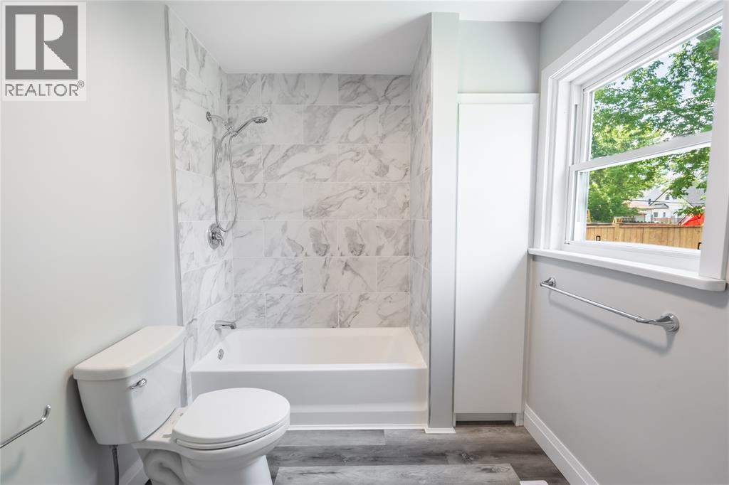 249 Vidal STREET South - 15