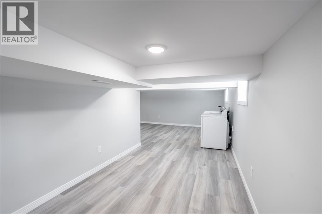 249 Vidal STREET South - 22