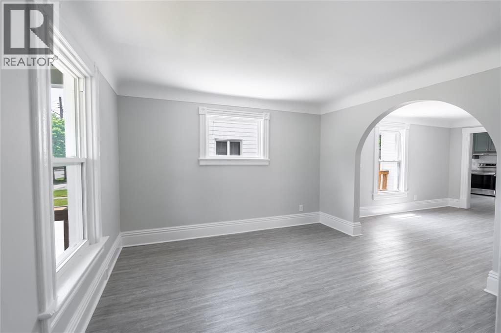 249 Vidal STREET South - 5