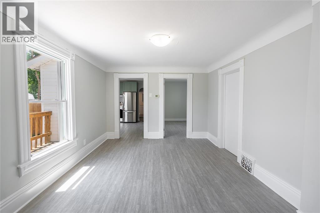 249 Vidal STREET South - 8