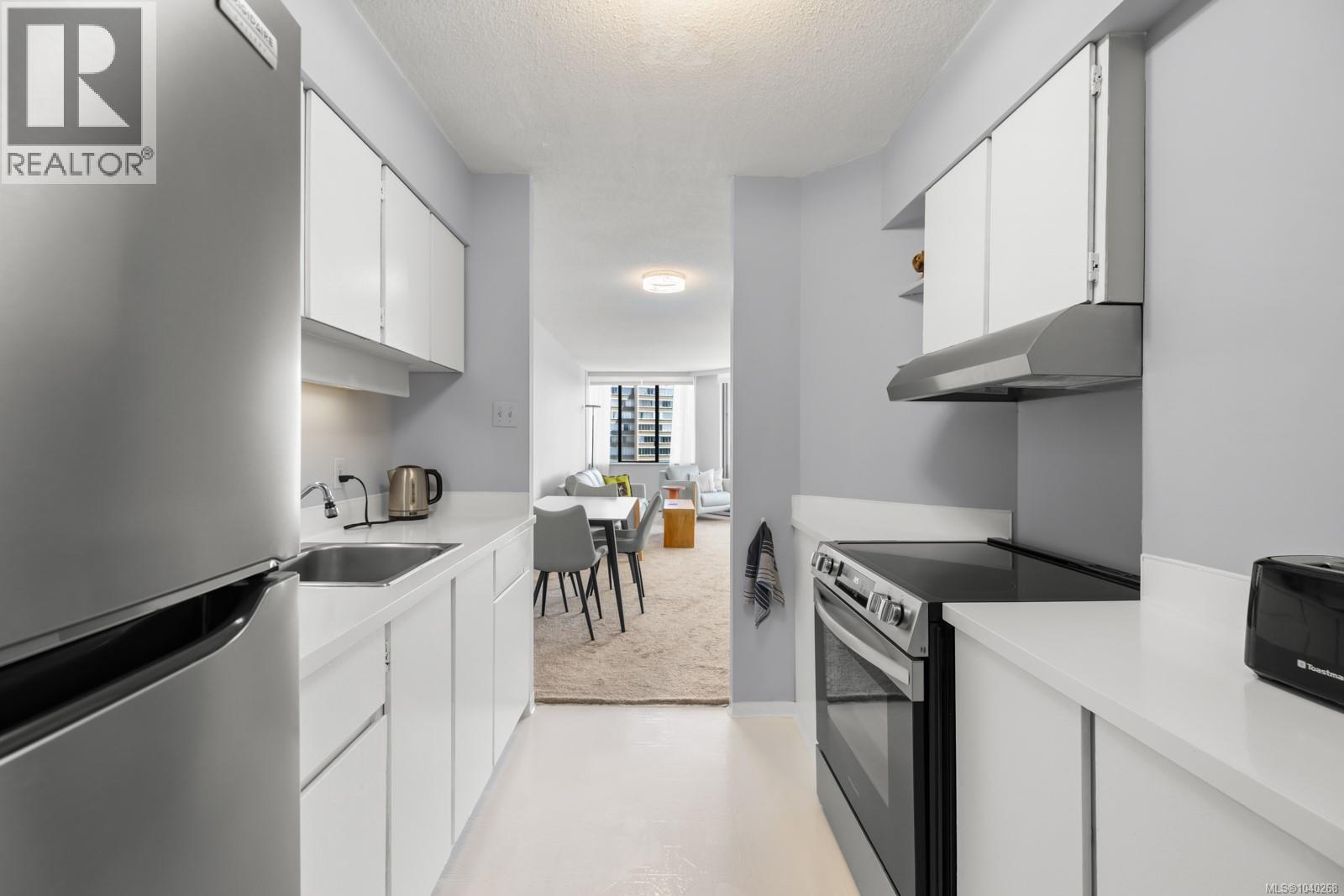 #910 620 Toronto St - 14