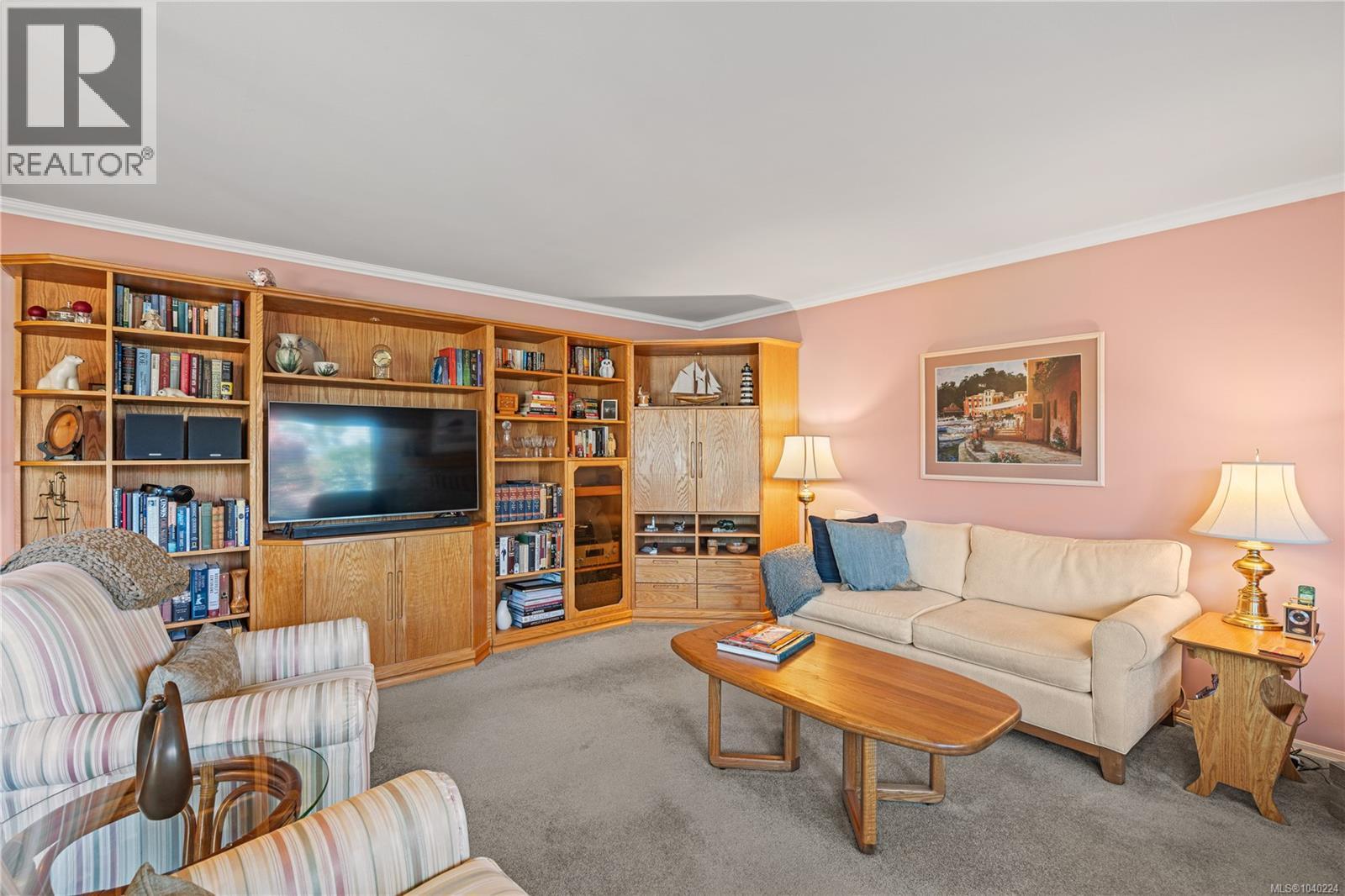 #18 1309 McKenzie Ave - 10