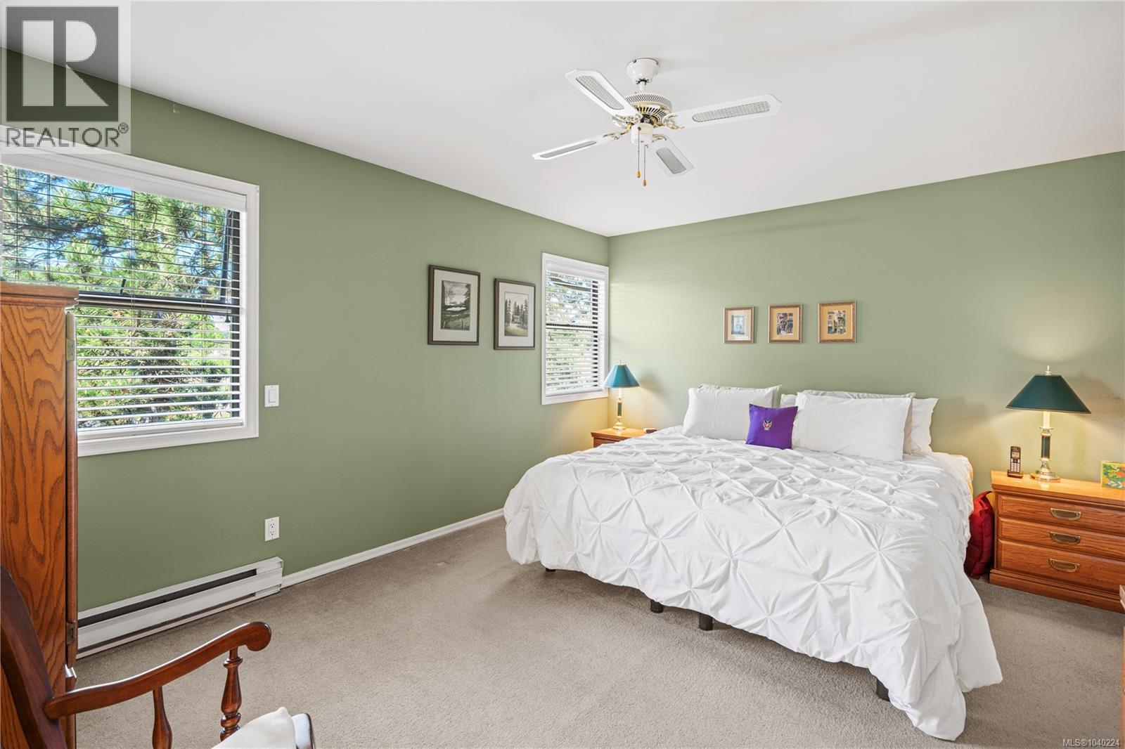 #18 1309 McKenzie Ave - 27