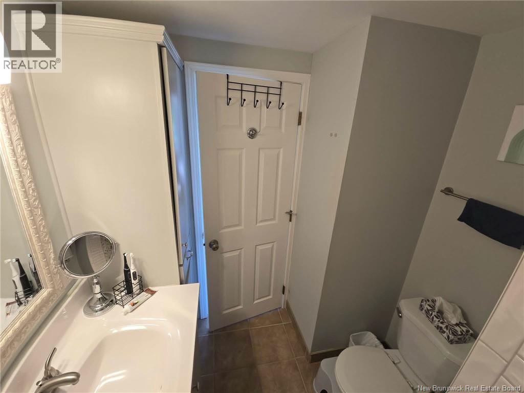 2 Morton Street - Image 23