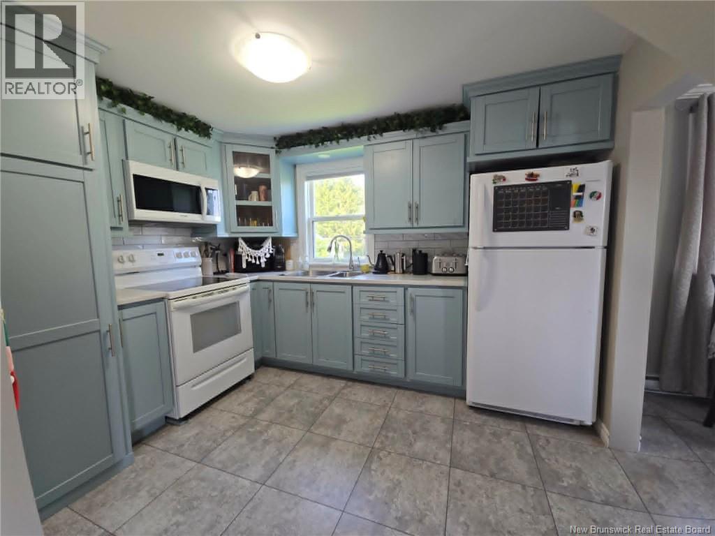 2 Morton Street - 9
