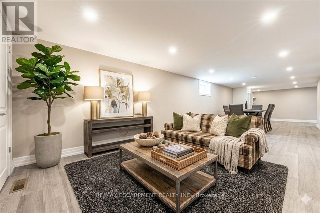 930 WEST 5TH STREET - 24