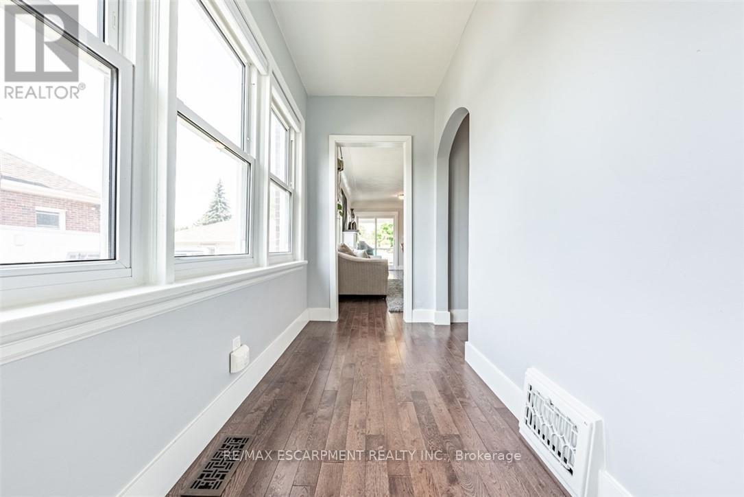 930 WEST 5TH STREET - 4