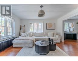 Living room - 211 5th Street E, Owen Sound, ON N4K1C6 Photo 8