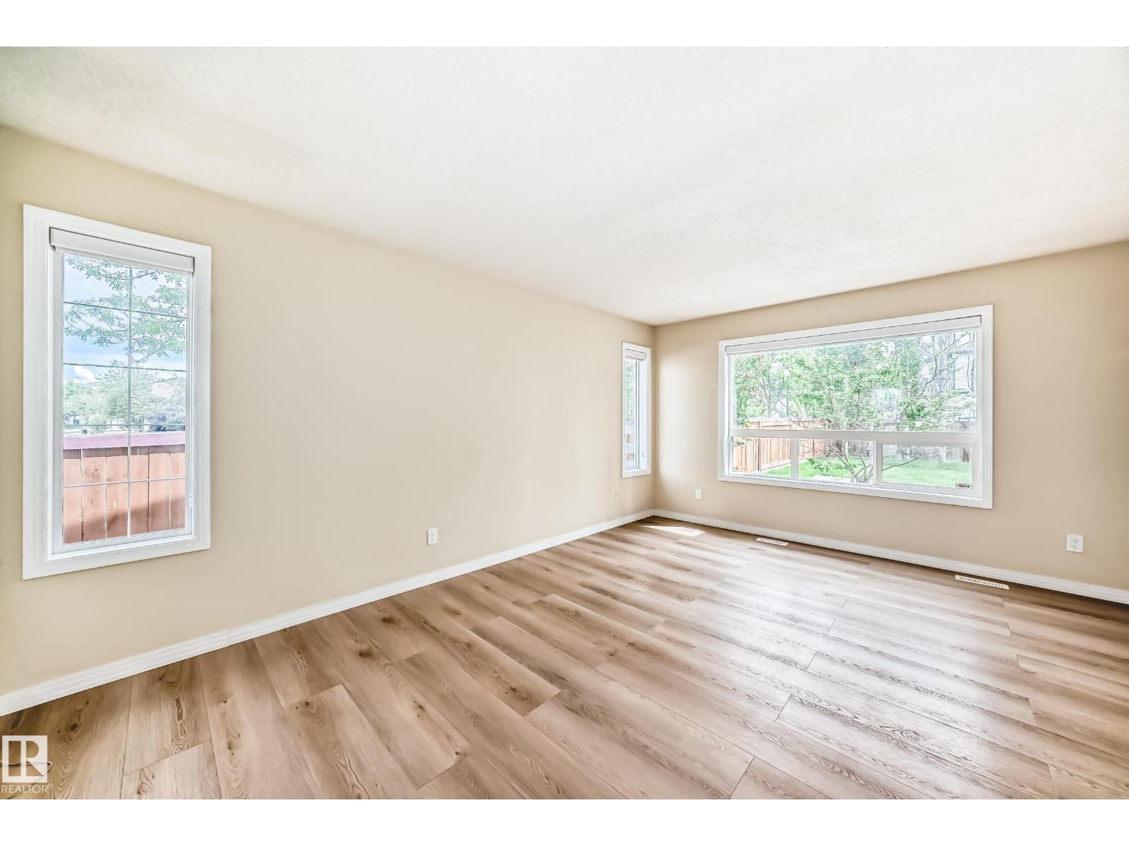 3711 22A ST NW - 11