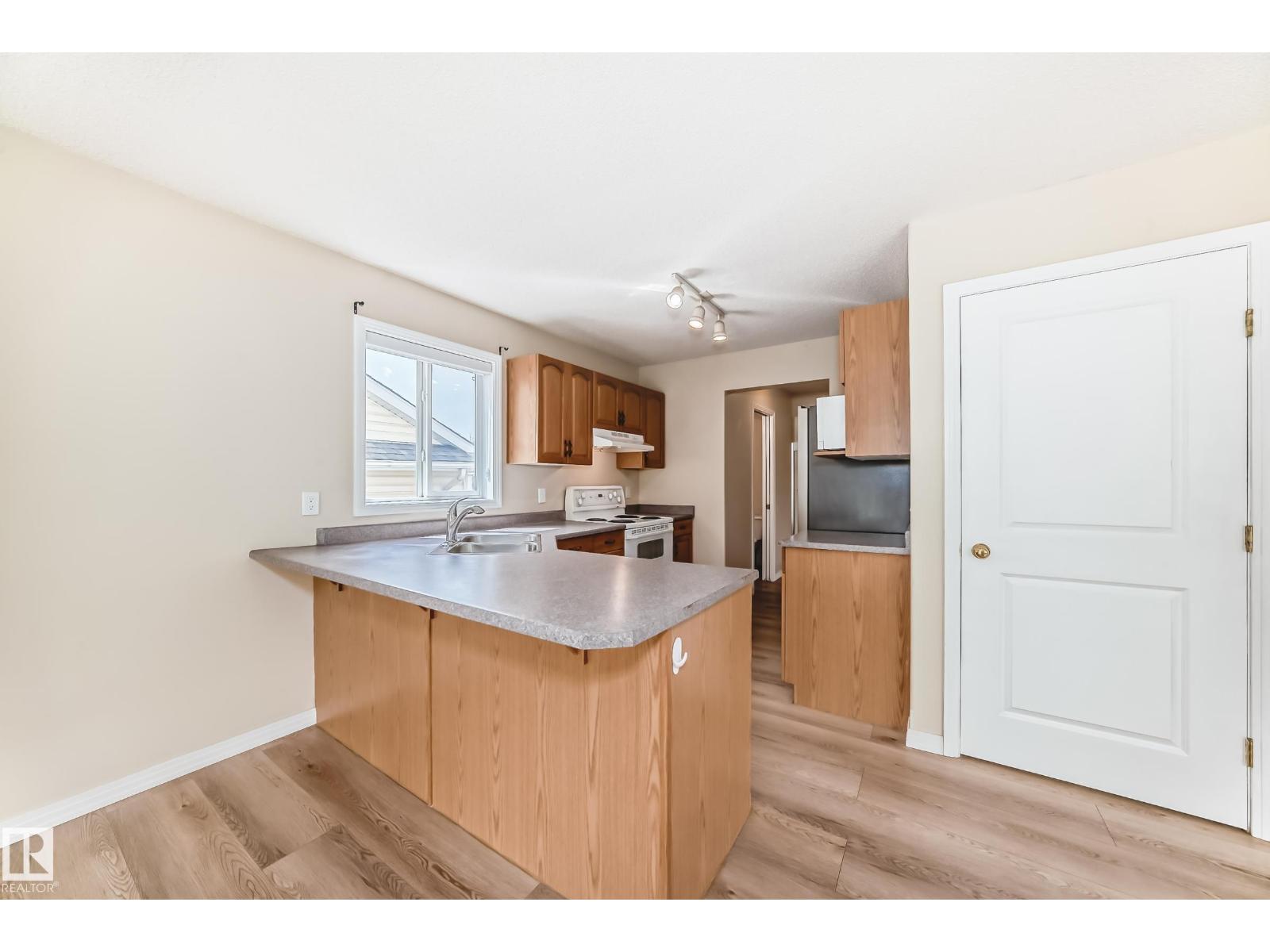 3711 22A ST NW - 6
