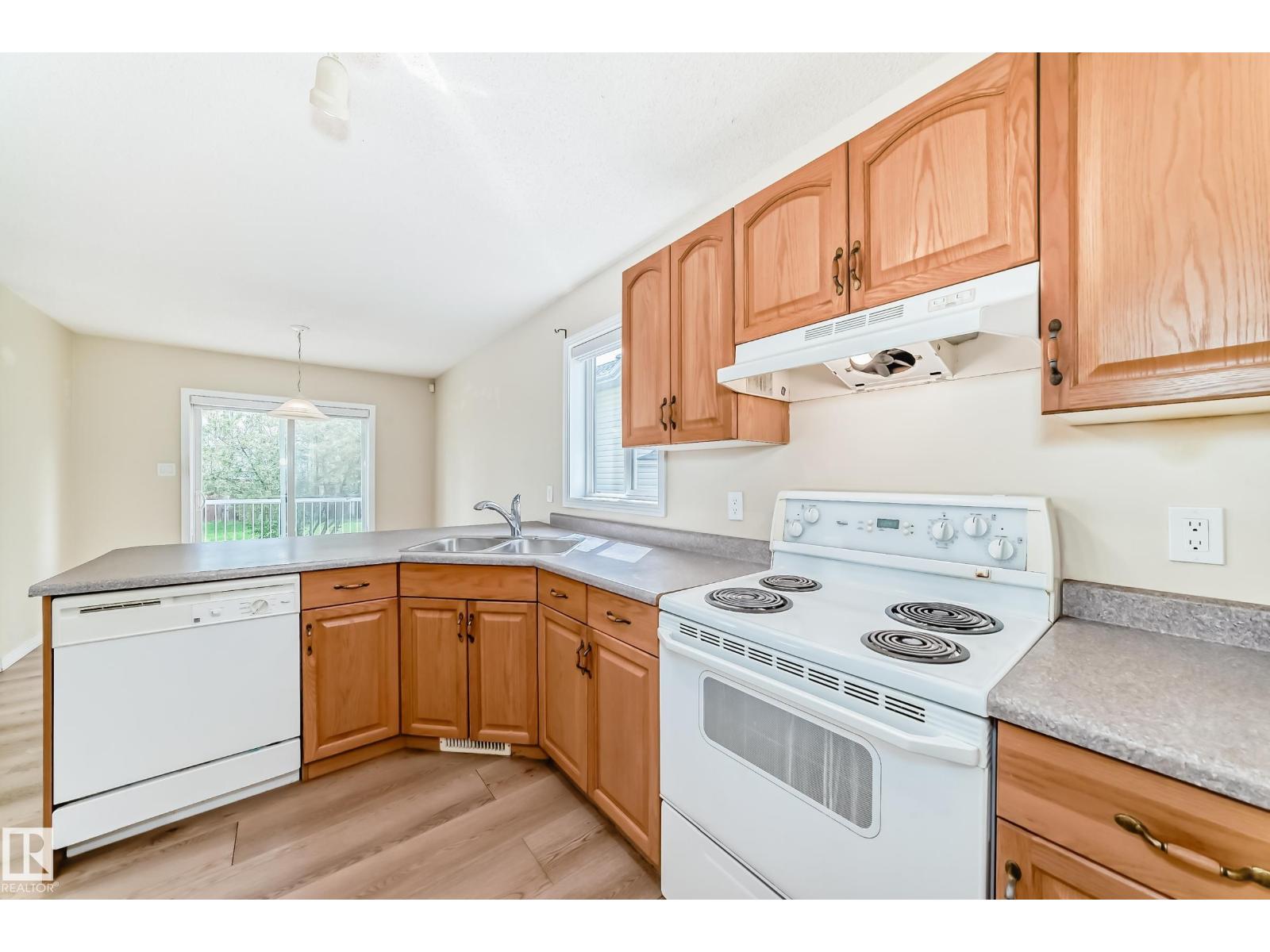 3711 22A ST NW - 9