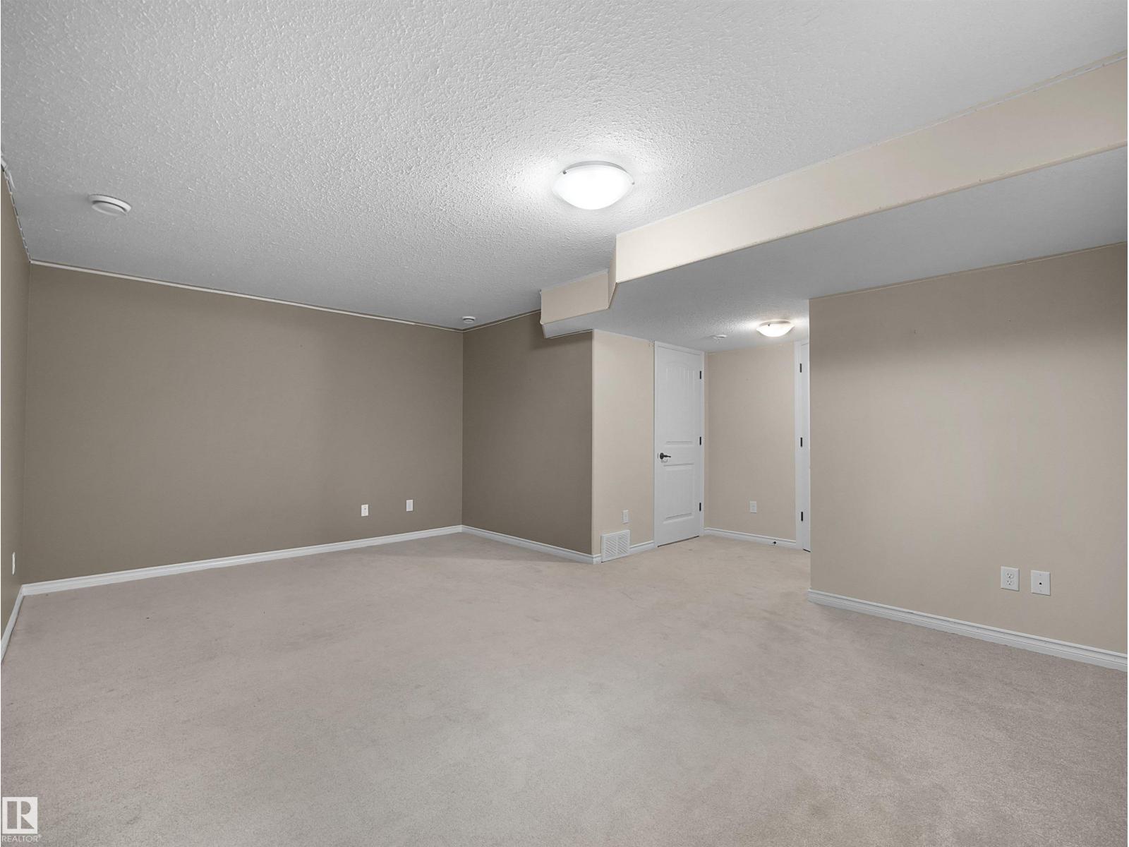 21316 45A Avenue NW NW - 26