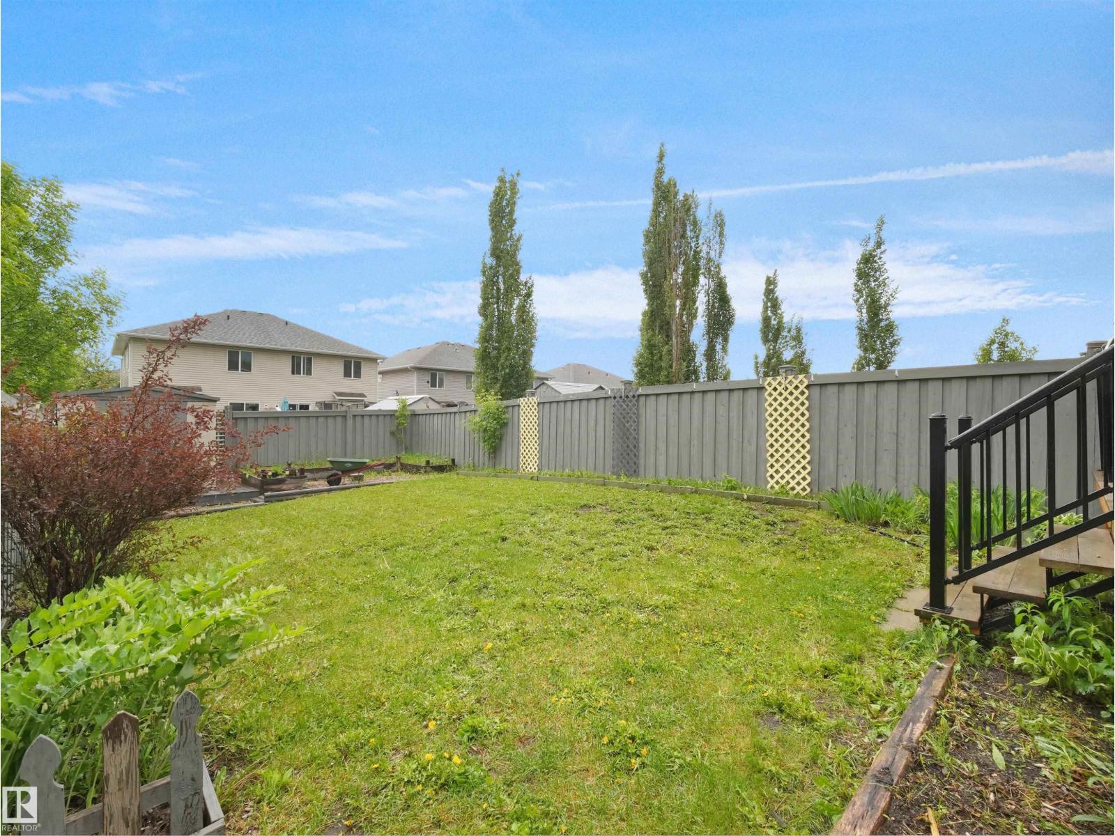 21316 45A Avenue NW NW - 31