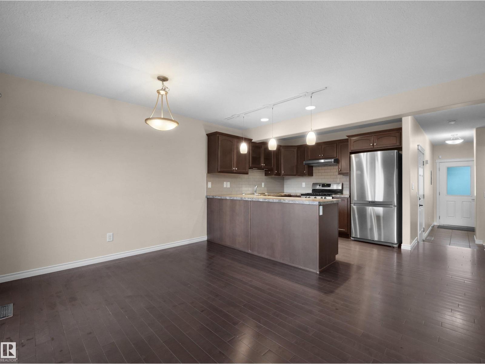 21316 45A Avenue NW NW - 8
