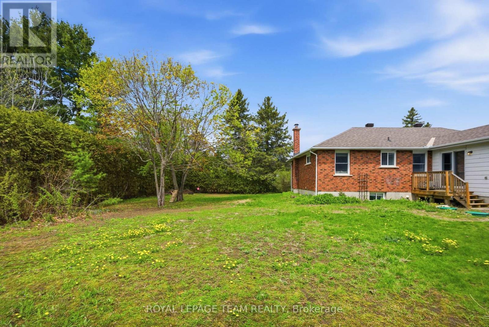 3246 ELIZABETH STREET - 41