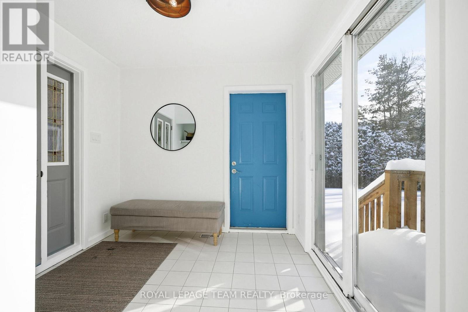 3246 ELIZABETH STREET - 6