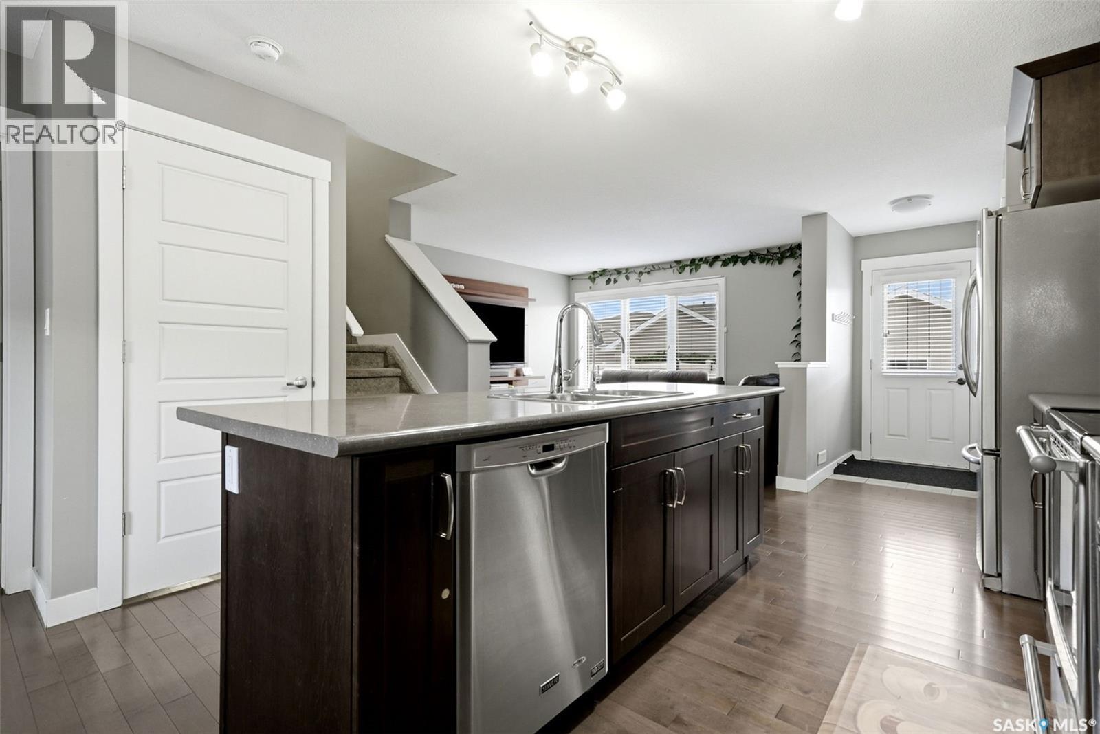 2905 Rochdale BOULEVARD — photo 11