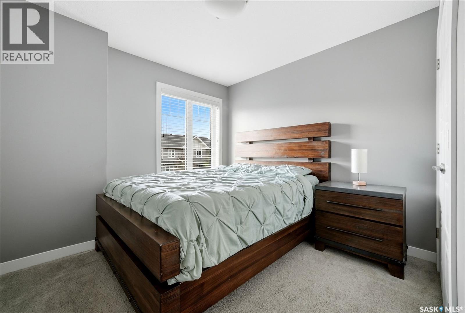 2905 Rochdale BOULEVARD — photo 26