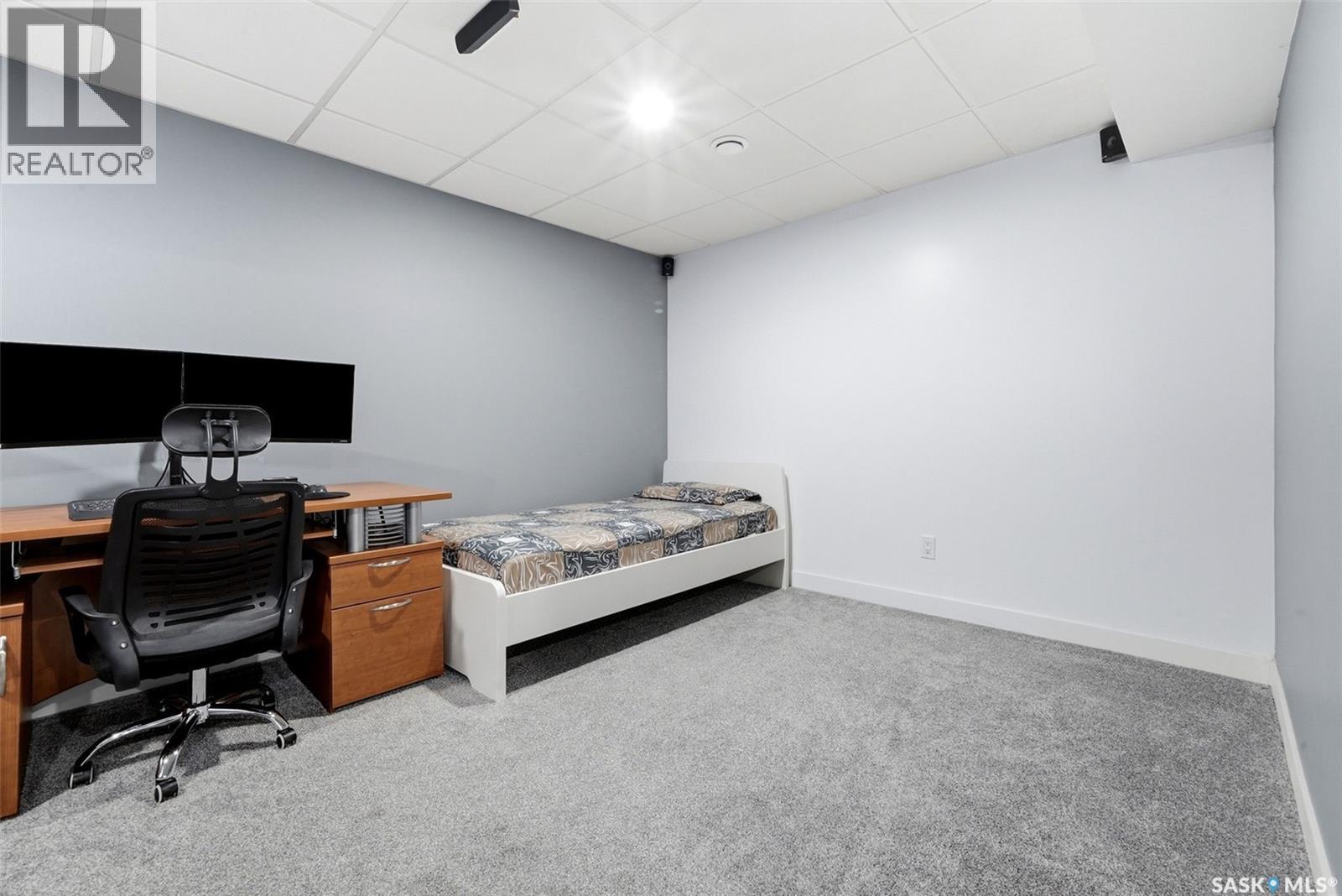 2905 Rochdale BOULEVARD — photo 36