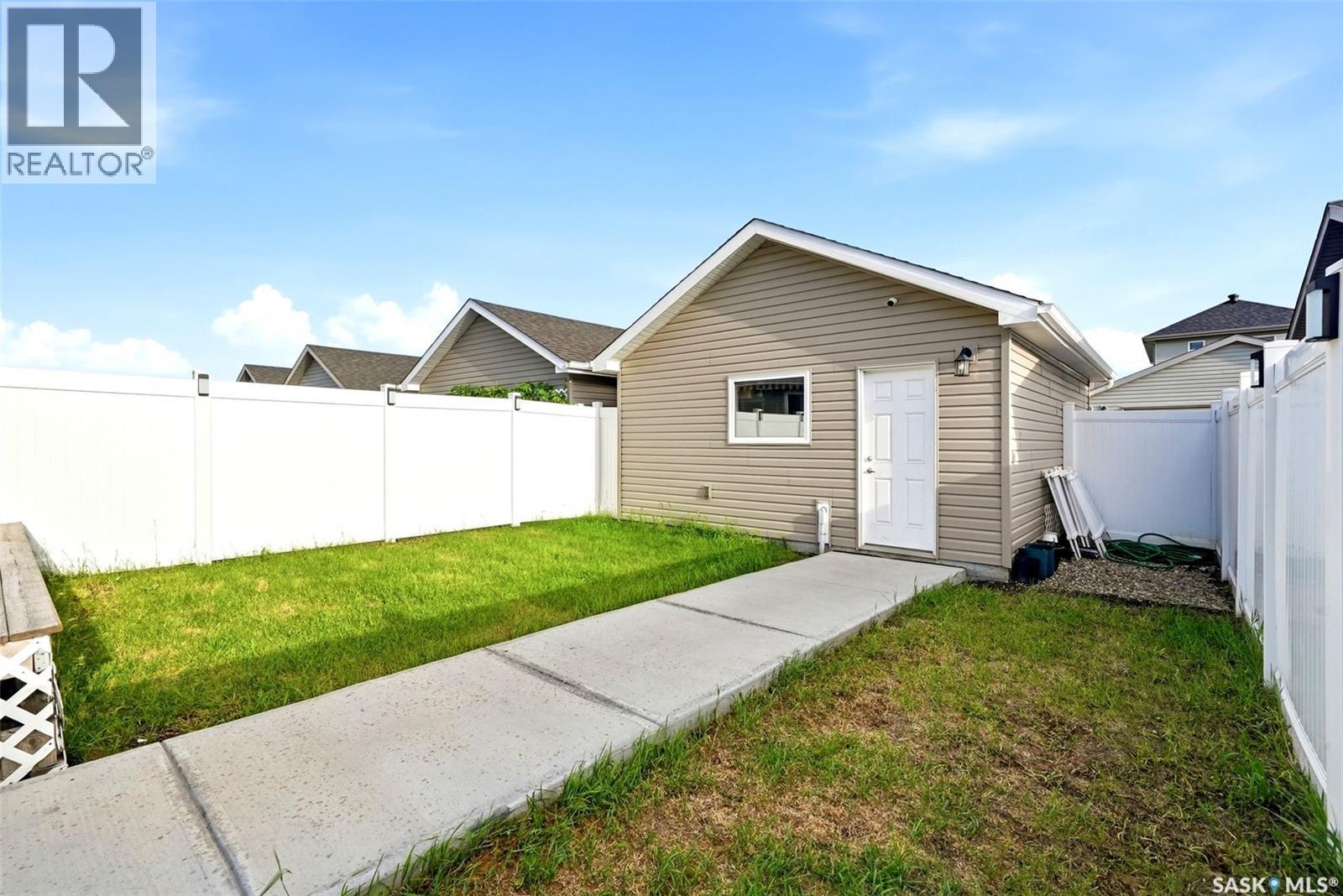 2905 Rochdale BOULEVARD — photo 43