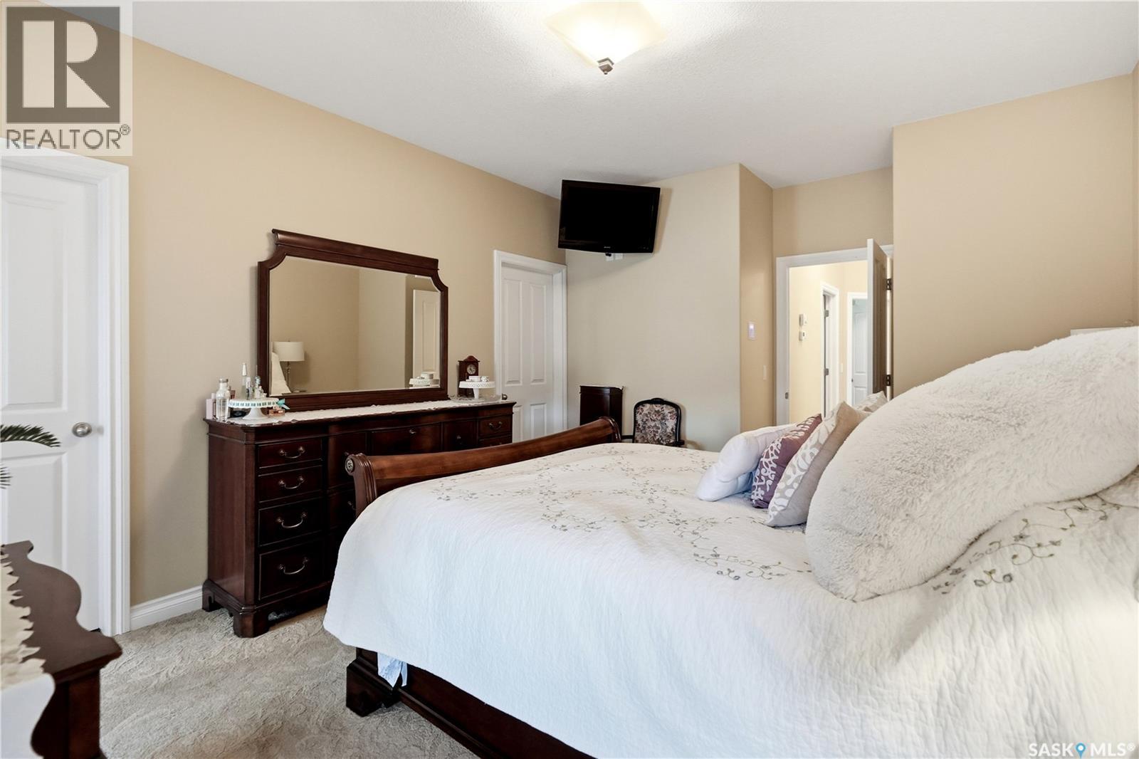 4501 Bergamot BAY E - 31