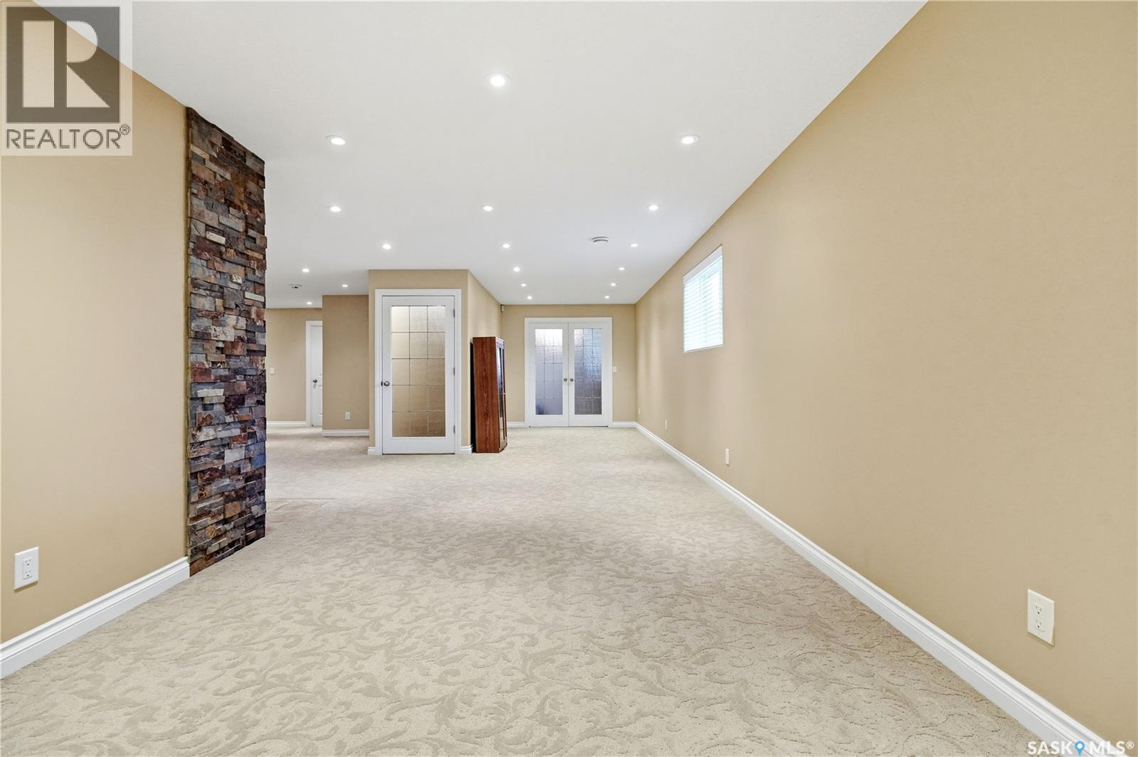 4501 Bergamot BAY E - 43
