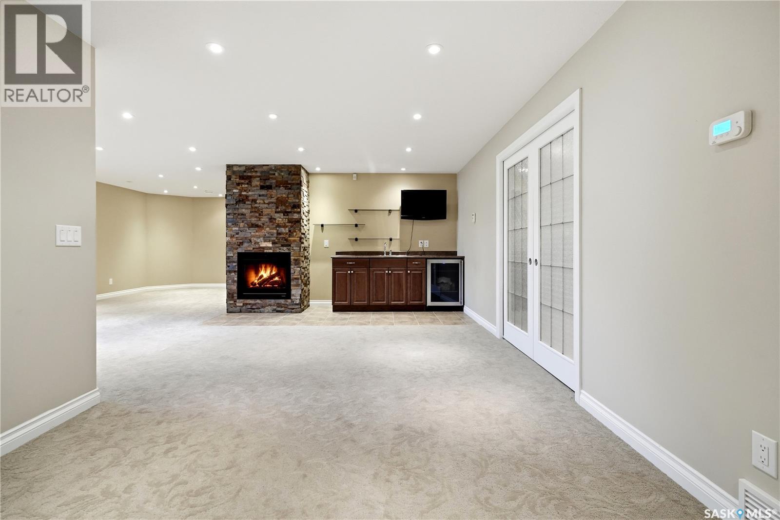 4501 Bergamot BAY E - 48