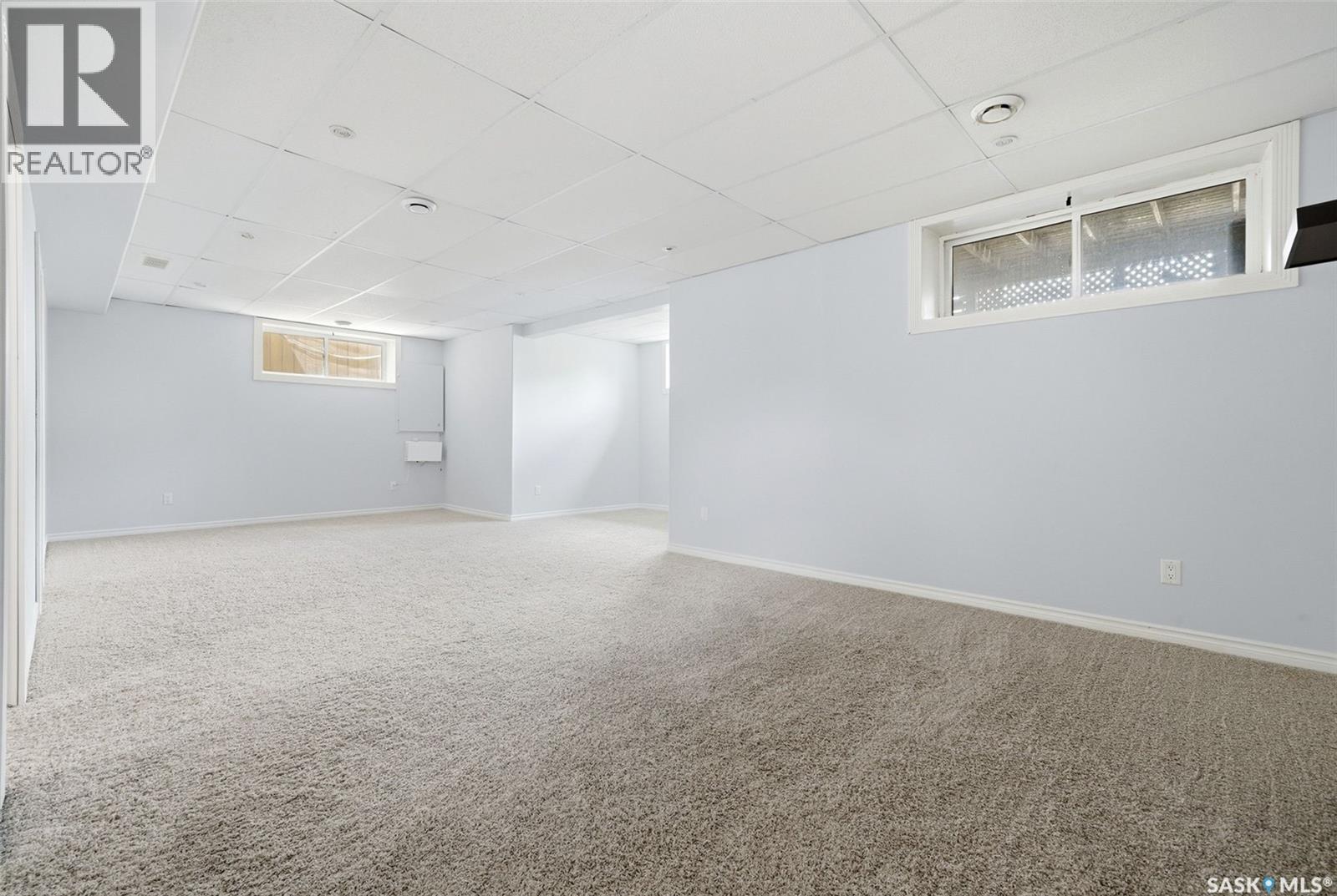 2755 Alfred CRESCENT — photo 32