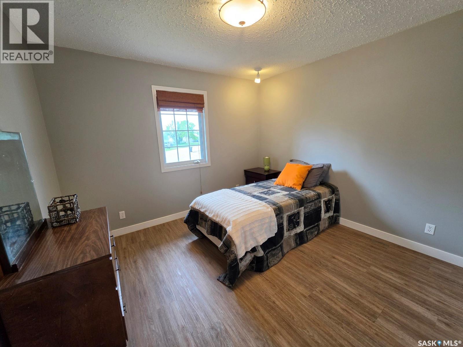 9 Ducluzeau PLACE - 11