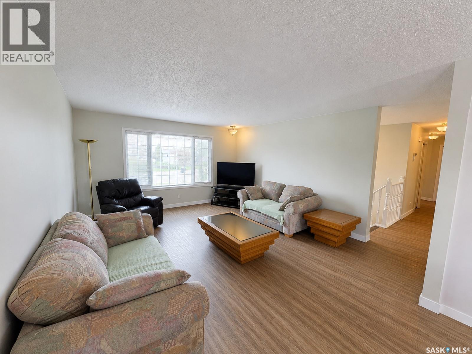 9 Ducluzeau PLACE - 2