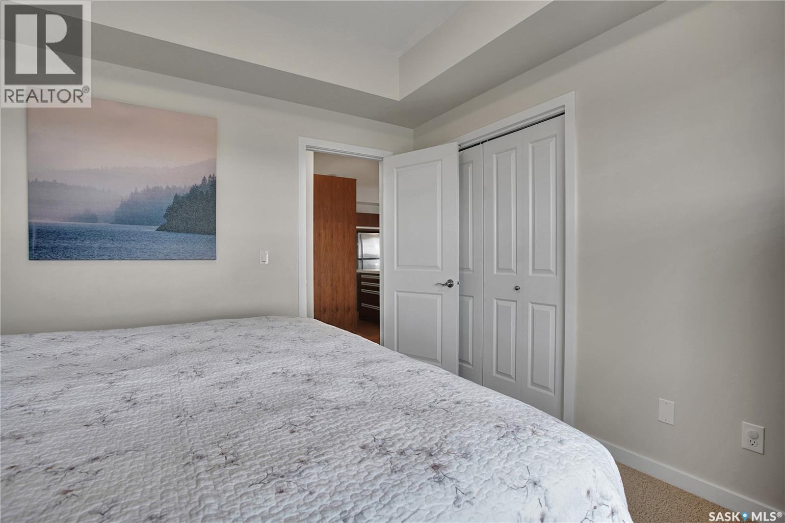 1302 1015 Patrick CRESCENT — photo 14
