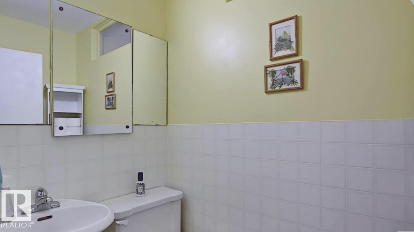 10017 113 ST NW - 24