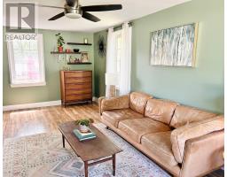 35 Grove Street E, Barrie, ON L4M2N8 Photo 7