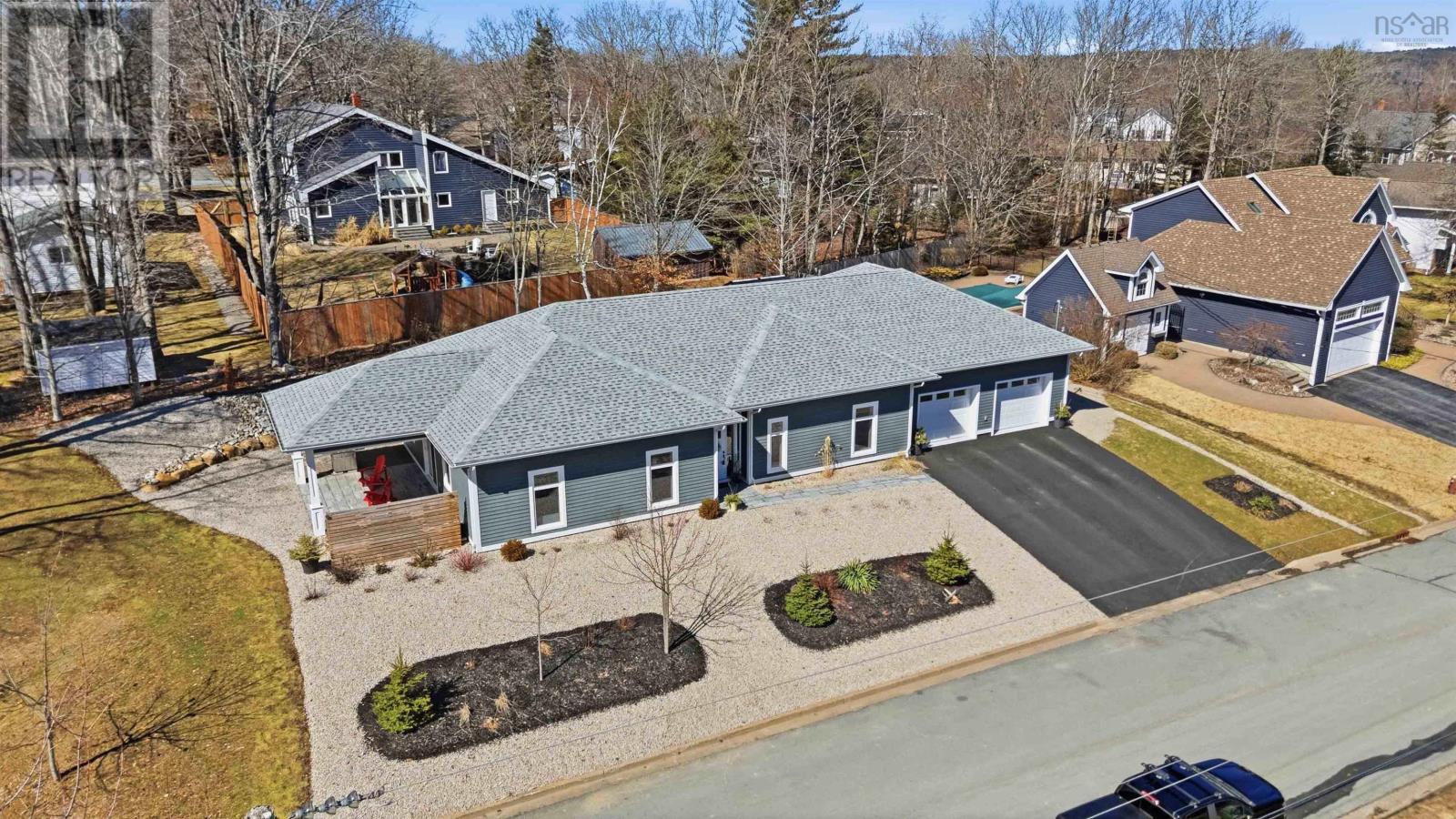 51 Cresthaven Court - 39