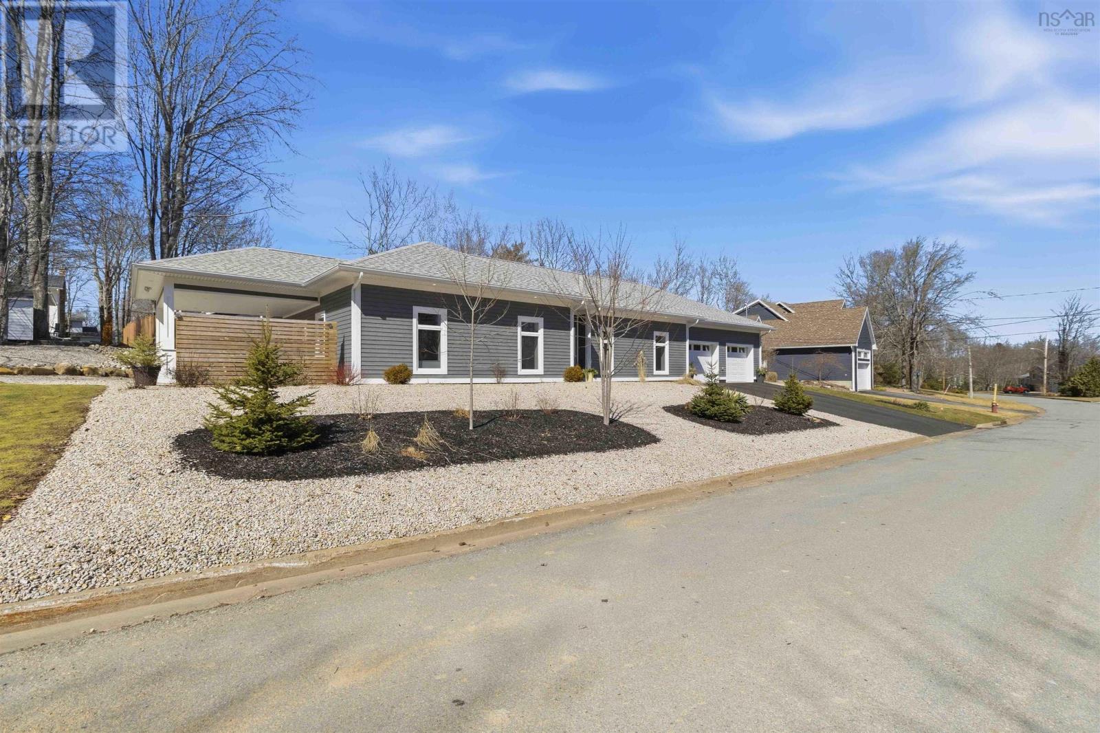 51 Cresthaven Court - 43