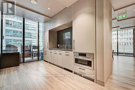#1509 25 RICHMOND STREET E - 18