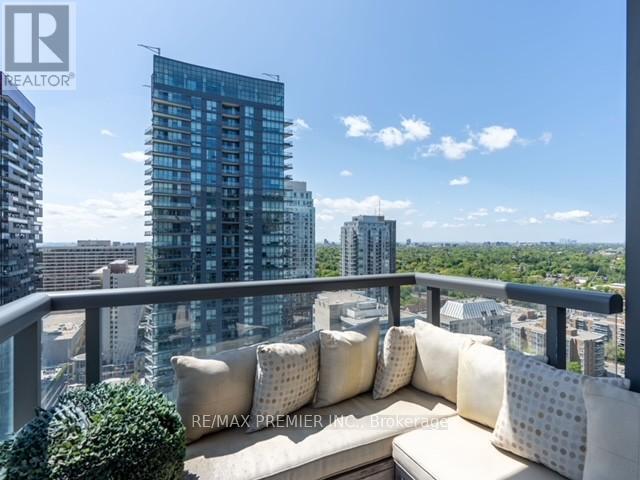 #2315 70 ROEHAMPTON AVENUE - Image 18