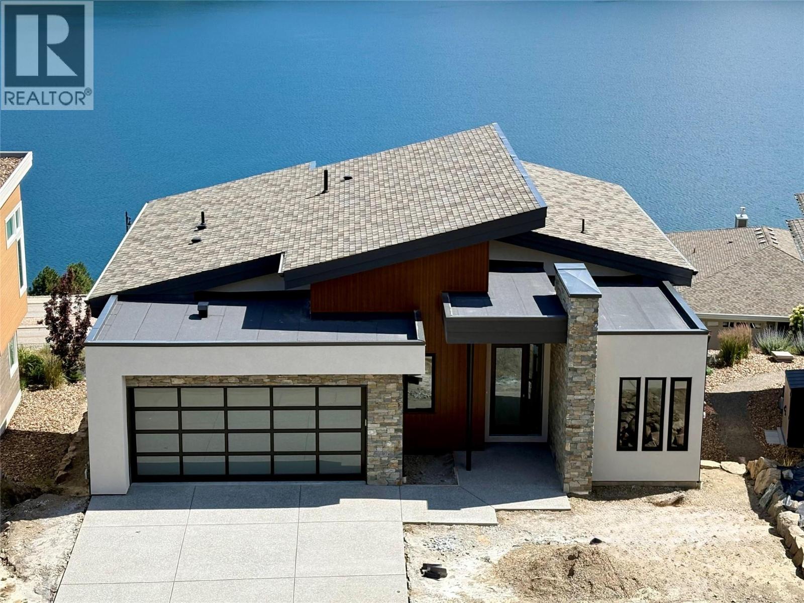  8828 Oxford Road, Vernon