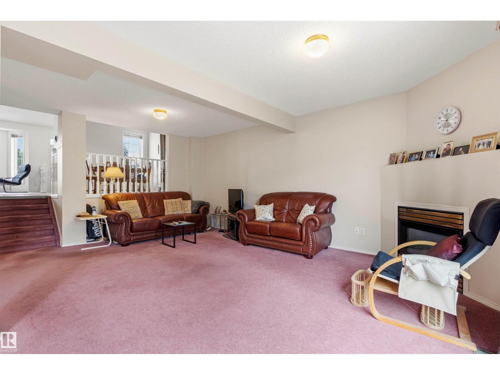 #12 3311 58 ST NW - 34