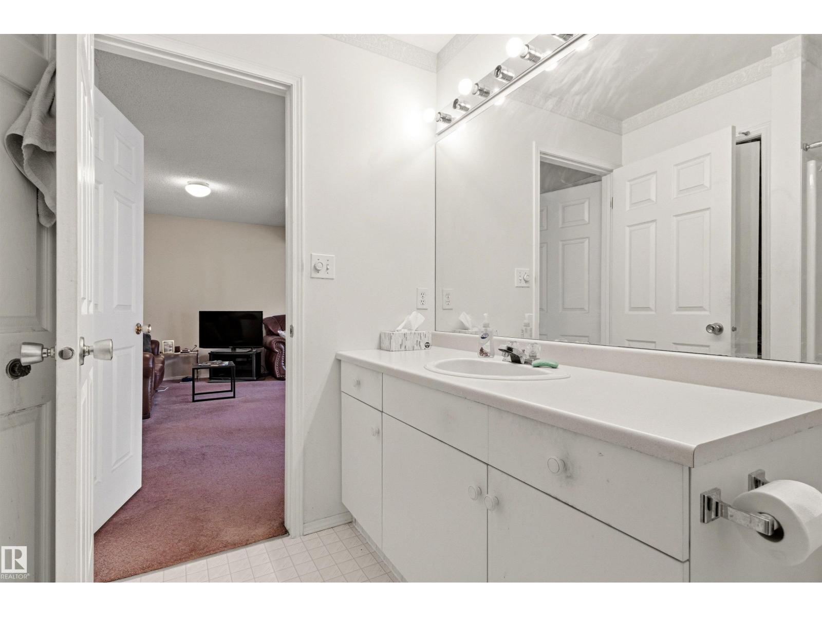 #12 3311 58 ST NW - 42