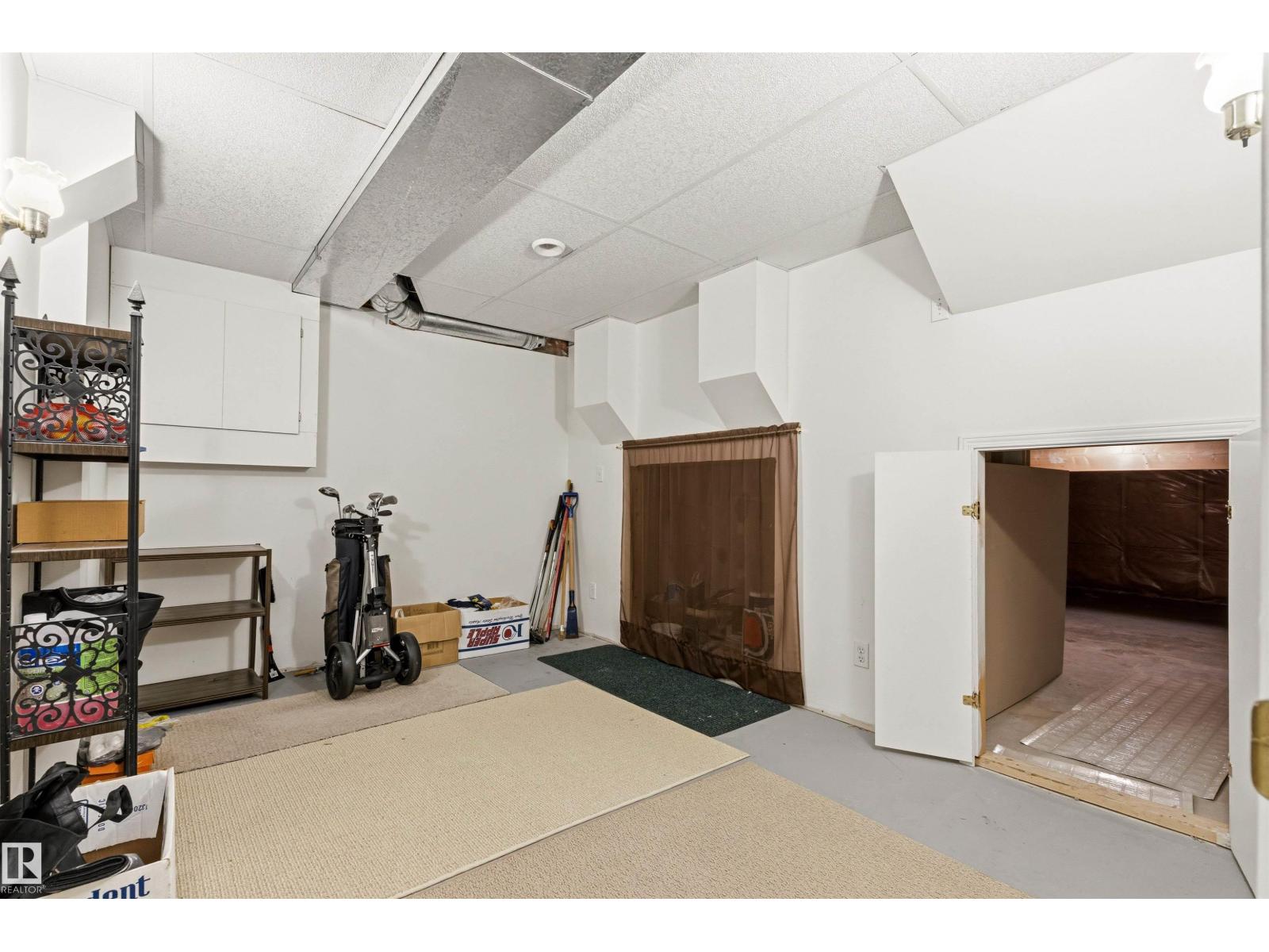 #12 3311 58 ST NW - 48