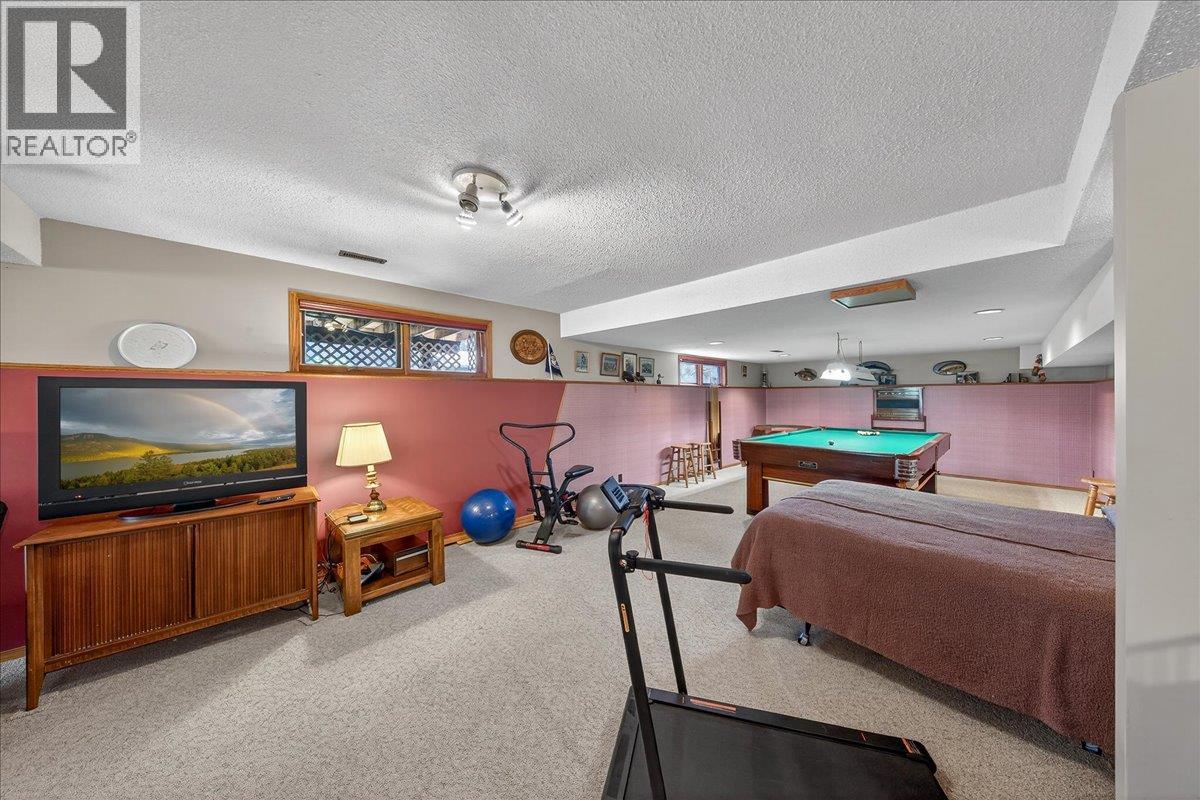 4551 Columbia View Road - 35