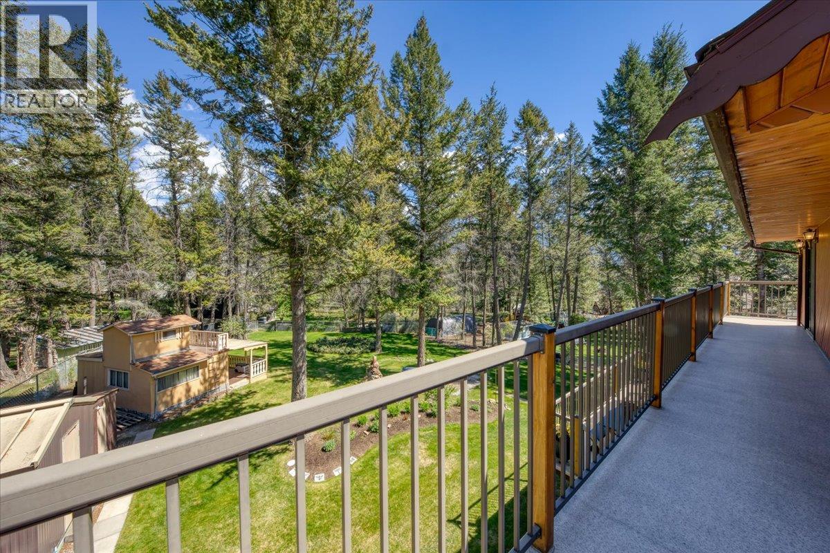 4551 Columbia View Road - 69